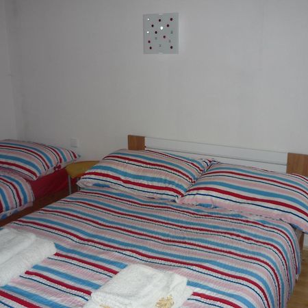 Apartmany Jílovice Værelse billede